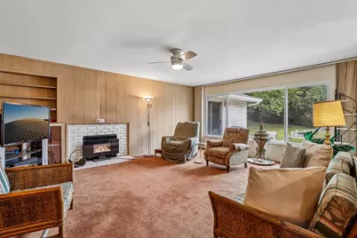 7812 Apple Valley Court, Fair Oaks, CA 95628 - Photo 5