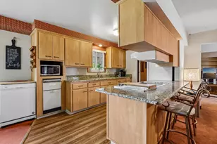 7812 Apple Valley Ct, Fair Oaks, CA 95628 - Photo 13