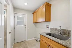 Galaxy Ct, Citrus Heights, CA 95621 - Photo 13