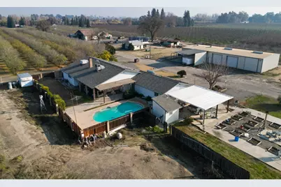 1710 Avenue 388, Kingsburg, CA 93631 - Photo 7