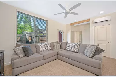 4025 New York Avenue #525, Fair Oaks, CA 95628 - Photo 9