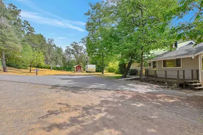 10501 Wolf Drive, Grass Valley, CA 95949 - Photo 5