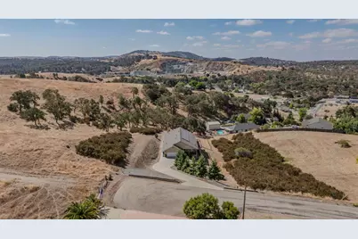 3650 Delin Way, Valley Springs, CA 95252 - Photo 3