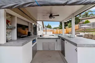 8308 Canyon Oak Dr, Citrus Heights, CA 95610 - Photo 47