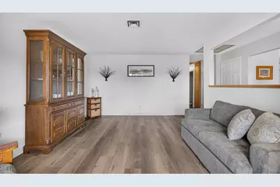 611 Loretto Drive, Roseville, CA 95661 - Photo 11