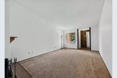 9738 Woodhollow Way, Sacramento, CA 95827 - Photo 7