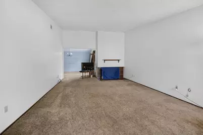 9738 Woodhollow Way, Sacramento, CA 95827 - Photo 5