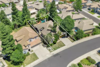 9445 Loire Valley Way, Elk Grove, CA 95624 - Photo 27