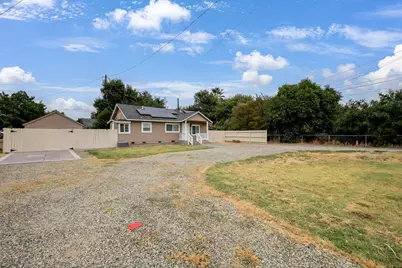 5829 Garden Avenue, Olivehurst, CA 95961 - Photo 3