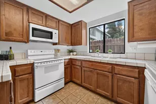21 Quay Ct, Sacramento, CA 95831 - Photo 5