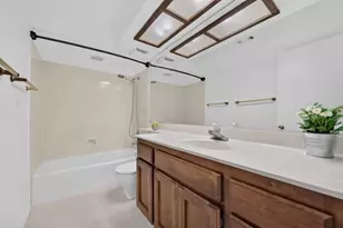 21 Quay Ct, Sacramento, CA 95831 - Photo 31