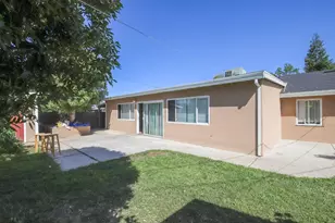 664 Acacia Ave, Sacramento, CA 95815 - Photo 45