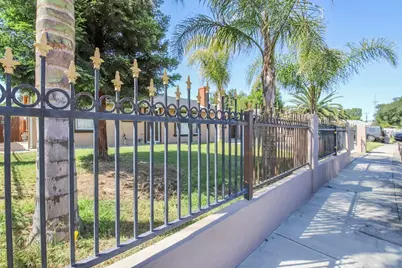 664 Acacia Avenue, Sacramento, CA 95815 - Photo 5