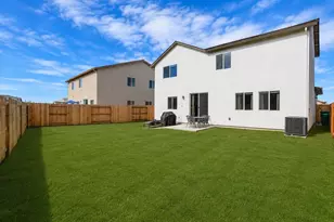10946 Admiral Cv Wy, Stockton, CA 95219 - Photo 35