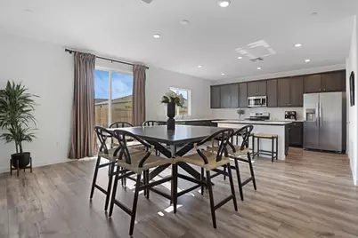 10946 Admiral Cove Way, Stockton, CA 95219 - Photo 7