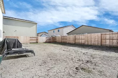 10946 Admiral Cove Way, Stockton, CA 95219 - Photo 37