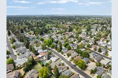 7004 Springmont Drive, Elk Grove, CA 95758 - Photo 35