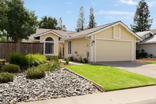 7004 Springmont Dr, Elk Grove, CA 95758 - Photo 3
