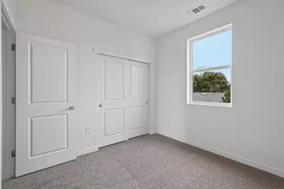 6 Kierland Place, Elk Grove, CA 95758 - Photo 19