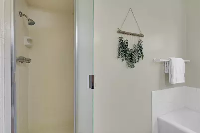 2161 Stacia Way, Sacramento, CA 95822 - Photo 17