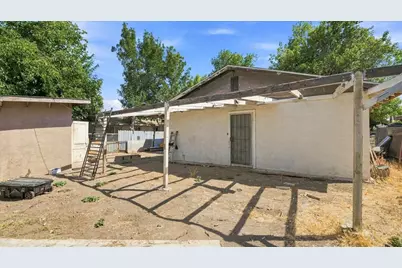 2419 Nightingale Avenue, Stockton, CA 95205 - Photo 21