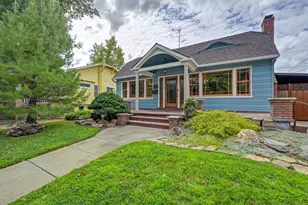 1038 33rd St, Sacramento, CA 95816 - Photo 1