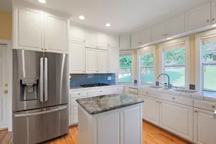 11330 Slate Creek Rd, Grass Valley, CA 95945 - Photo 13
