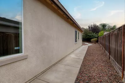 9953 Carico, Elk Grove, CA 95757 - Photo 33