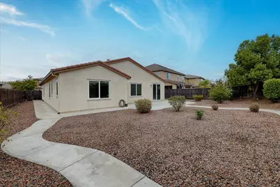 9953 Carico, Elk Grove, CA 95757 - Photo 37