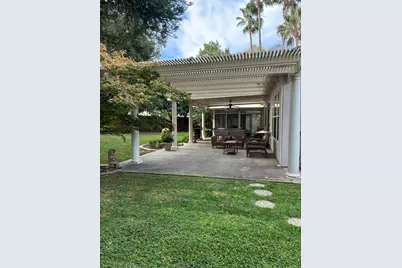 2670 Baybridge Court, Sacramento, CA 95833 - Photo 7