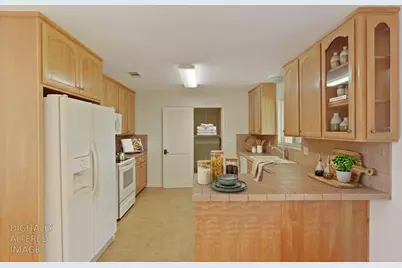13393 E Jahant Road, Acampo, CA 95220 - Photo 9
