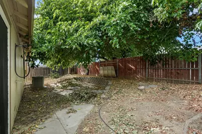 8617 Oldwoods Way, Sacramento, CA 95828 - Photo 35