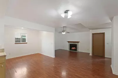 8617 Oldwoods Way, Sacramento, CA 95828 - Photo 17