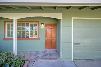 9132 La Riviera Drive, Sacramento, CA 95826 - Photo 5