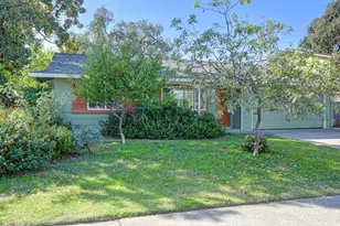 9132 La Riviera Dr, Sacramento, CA 95826 - Photo 3