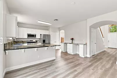 2700 Screech Owl Way, Sacramento, CA 95834 - Photo 7