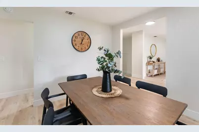 8341 Caribbean Way, Sacramento, CA 95826 - Photo 9