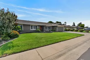 8733 Elk Ridge Way, Elk Grove, CA 95624 - Photo 3