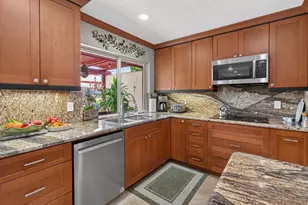 8733 Elk Ridge Way, Elk Grove, CA 95624 - Photo 25