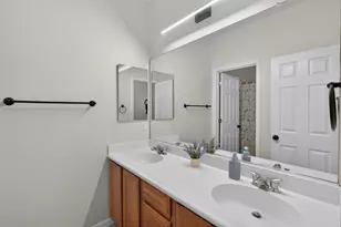 9660 Sea Cliff Way, Elk Grove, CA 95758 - Photo 45