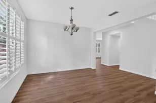 9660 Sea Cliff Way, Elk Grove, CA 95758 - Photo 7