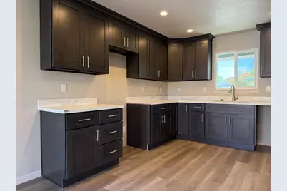 932 Arambel Drive, Patterson, CA 95363 - Photo 5
