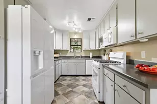 230 W Delano St, Elverta, CA 95626 - Photo 3