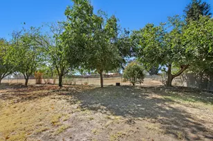230 W Delano St, Elverta, CA 95626 - Photo 5