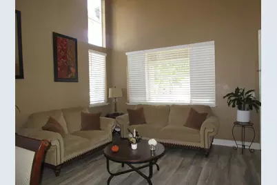 13425 Brookwood Way, Lathrop, CA 95330 - Photo 11