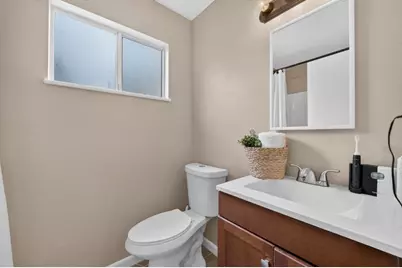 8439 McCrone Court, Citrus Heights, CA 95610 - Photo 31