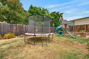 8439 McCrone Ct, Citrus Heights, CA 95610 - Photo 47