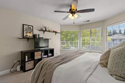843 Shore Breeze Drive, Sacramento, CA 95831 - Photo 31
