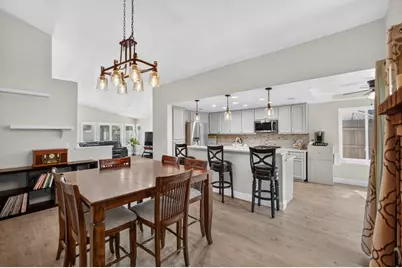9144 Old Creek Drive, Elk Grove, CA 95758 - Photo 13
