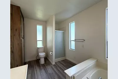 24160 W Frontier Street, Los Banos, CA 93635 - Photo 17
